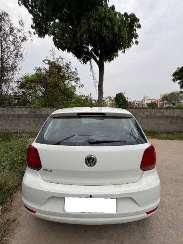 https://images10.gaadi.com/usedcar_image/4583351/original/processed_a400c447-702f-4bb5-b19a-57e7302a2cdf.jpeg?imwidth=6402