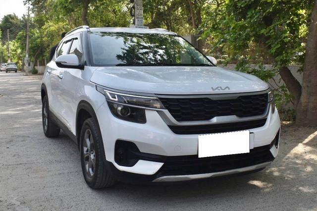 https://images10.gaadi.com/usedcar_image/4583352/original/processed_534d067f324326d8795766f21805599d.jpg?imwidth=6400