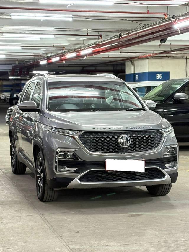 https://images10.gaadi.com/usedcar_image/4583441/original/processed_b3baaa996b0a6b316ca89852f5aa5d5a.jpg?imwidth=6400