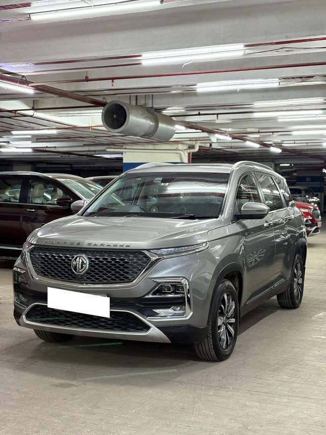 https://images10.gaadi.com/usedcar_image/4583441/original/processed_ba07c05acc8295267a6c42aea1da2b87.jpg?imwidth=6402