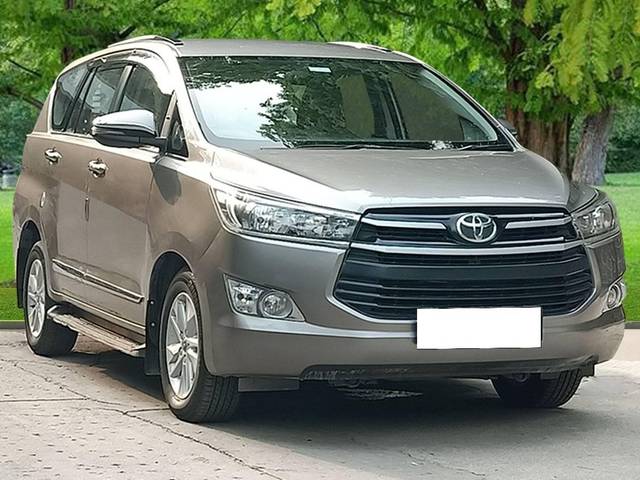 https://images10.gaadi.com/usedcar_image/4583474/original/processed_2205e0df5c478fd89f17685a8e5612c5.jpg?imwidth=6400