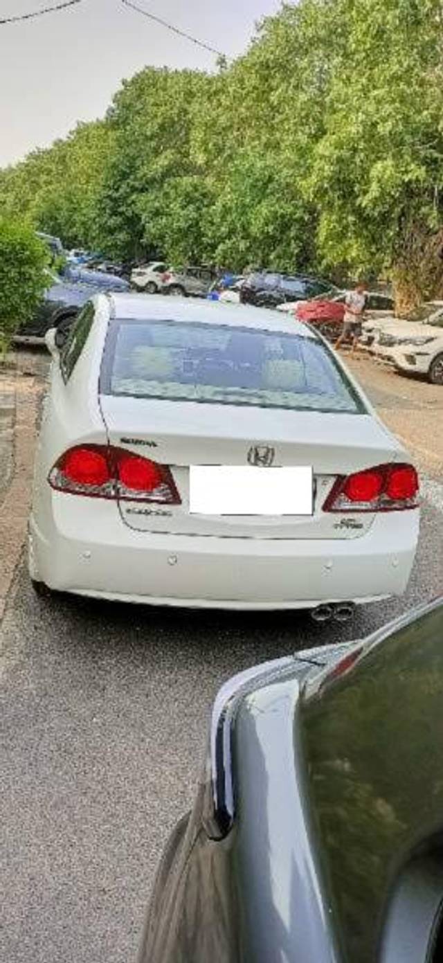 https://images10.gaadi.com/usedcar_image/4583485/original/processed_68035fb7-755f-4ca3-8ad2-132003005095.jpg?imwidth=6402