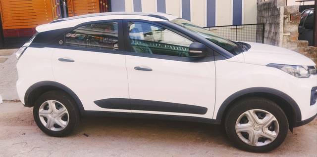https://images10.gaadi.com/usedcar_image/4583539/original/88afc9137c1631d49b4e228f7a949bb1.jpg?imwidth=6401