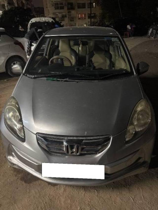 https://images10.gaadi.com/usedcar_image/4583541/original/processed_1fd70792-ea7e-439c-903d-0f31e47421d0.jpg?imwidth=6400
