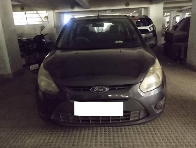 https://images10.gaadi.com/usedcar_image/4583554/original/processed_b1188f32-1f96-498b-8593-0e896fdc7259.jpg?imwidth=6400