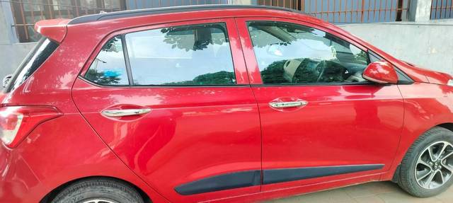 https://images10.gaadi.com/usedcar_image/4583560/original/processed_1ac5a2df-1d7a-4b64-b317-222610d8c994.jpg?imwidth=6402