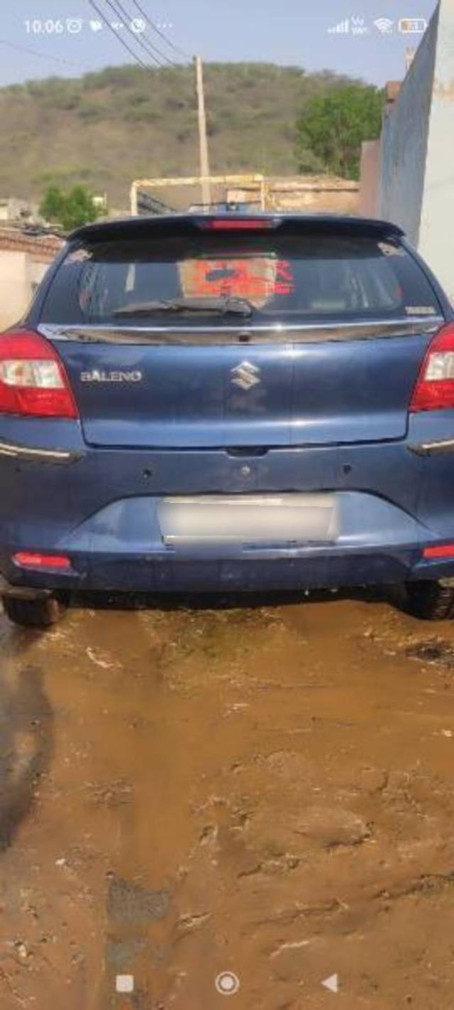 https://images10.gaadi.com/usedcar_image/4583576/original/processed_1e5f0925-a85a-401c-aa6a-02426d41d451.jpg?imwidth=6400