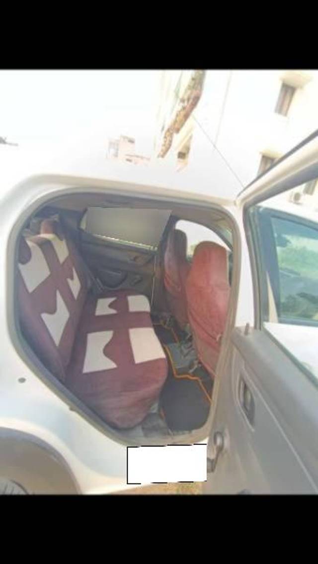 https://images10.gaadi.com/usedcar_image/4583616/original/processed_04f25be1-455a-4069-abca-d82d0724aa23.jpg?imwidth=6402