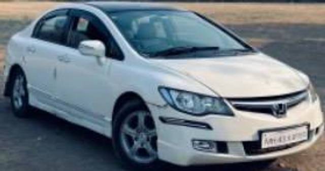https://images10.gaadi.com/usedcar_image/4583652/original/processed_a7e55c43-e8e7-401e-b51e-78c83a5e1a8d.jpeg?imwidth=6400