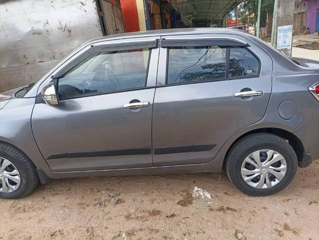https://images10.gaadi.com/usedcar_image/4583665/original/processed_84839080-5d96-4369-b2ff-ec2c36037d38.jpg?imwidth=6402