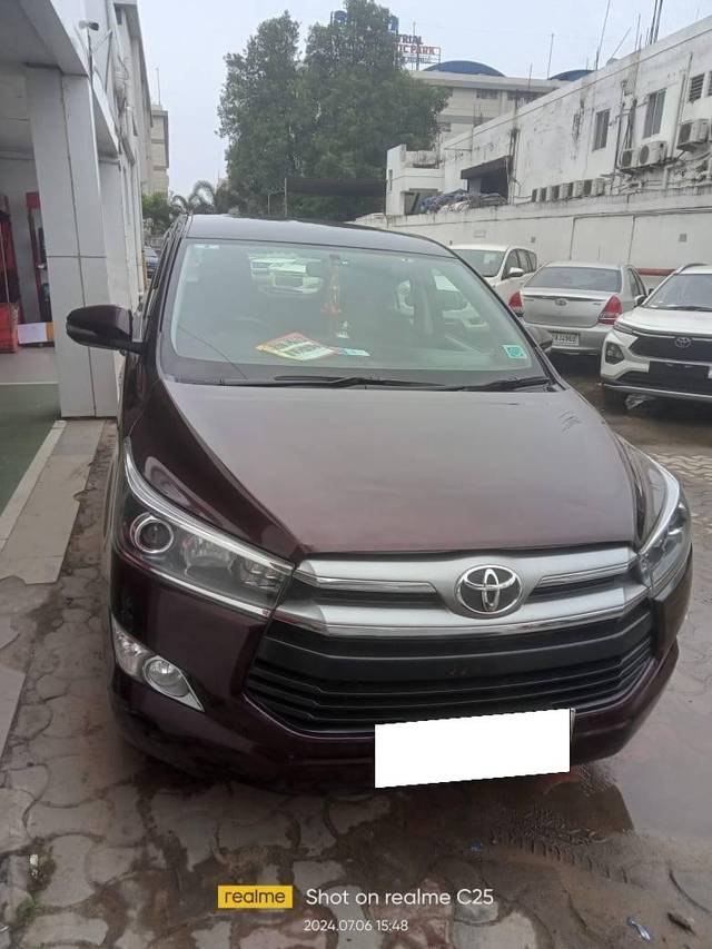 https://images10.gaadi.com/usedcar_image/4583689/original/processed_1100a523-a96a-4084-87a8-2bc0919b455e.jpg?imwidth=6400
