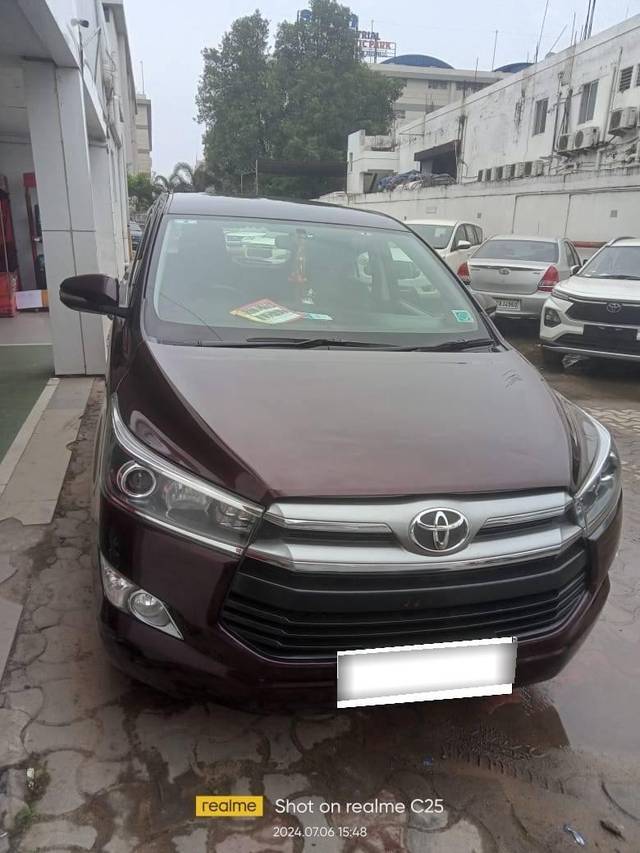 https://images10.gaadi.com/usedcar_image/4583689/original/processed_processed_1100a523-a96a-4084-87a8-2bc0919b455e.jpg?imwidth=6400