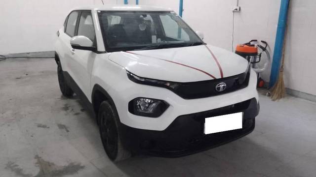 https://images10.gaadi.com/usedcar_image/4583695/original/processed_8f3c88a1-3cb1-462d-a112-7c6570dff428.jpg?imwidth=6400