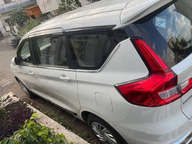 https://images10.gaadi.com/usedcar_image/4583710/original/processed_88cf67fd-5816-4b97-9104-782563d4a38c.jpg?imwidth=6402