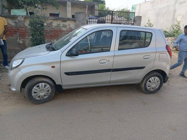 https://images10.gaadi.com/usedcar_image/4583716/original/487479f7-fcb0-4a28-b46c-95e63bd05d54.jpg?imwidth=6402