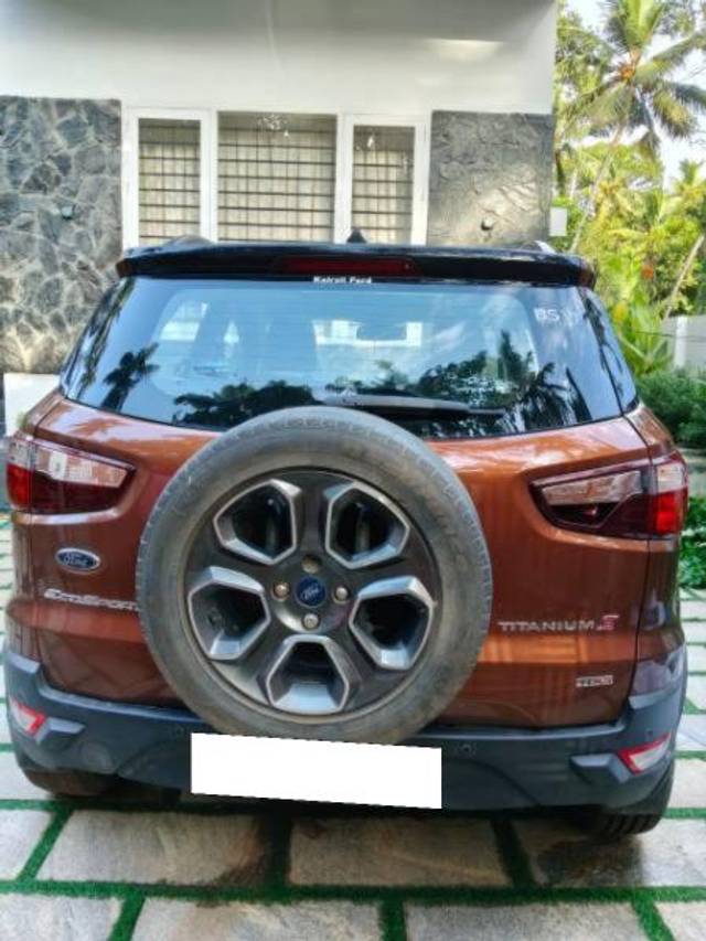 https://images10.gaadi.com/usedcar_image/4583814/original/processed_e330e2af-b416-445d-9769-f5e388d50ea4.jpg?imwidth=6400