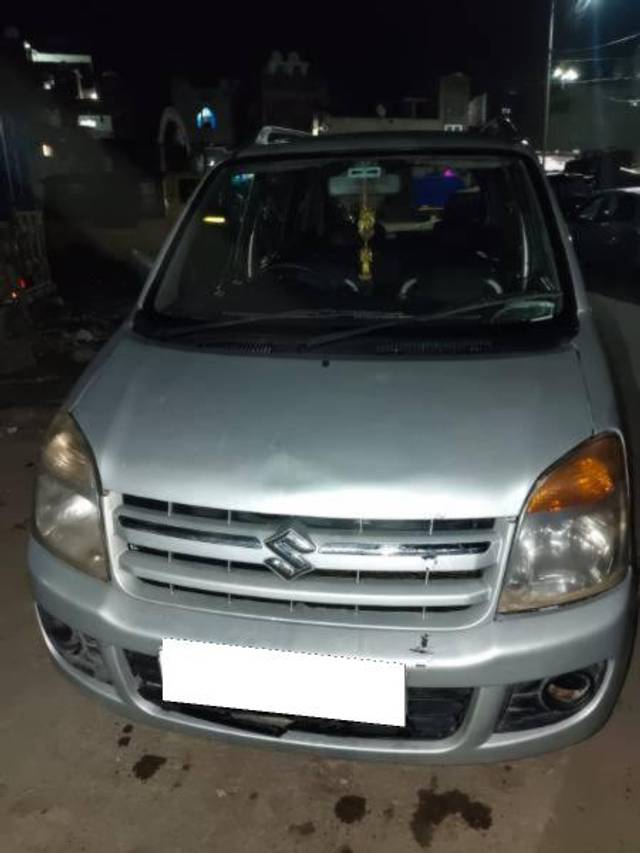 https://images10.gaadi.com/usedcar_image/4583820/original/processed_29936548-7986-4145-8ddd-80d4a199b2e3.jpg?imwidth=6400
