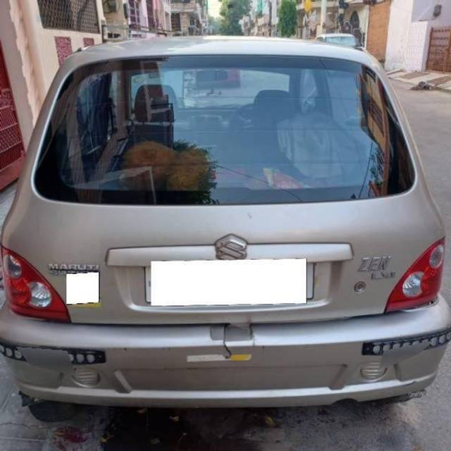 https://images10.gaadi.com/usedcar_image/4583855/original/processed_processed_0ccbb285-bb4a-44d2-8539-af81ce377cf7.jpg?imwidth=6400