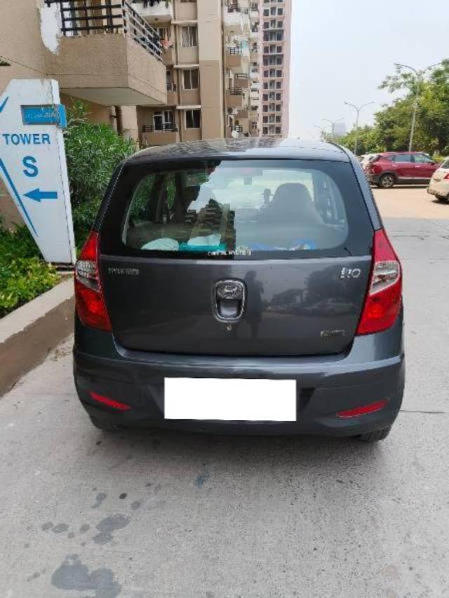 https://images10.gaadi.com/usedcar_image/4583863/original/processed_a012abb6-96cd-4559-b963-f4c96c3a41e9.jpg?imwidth=6401