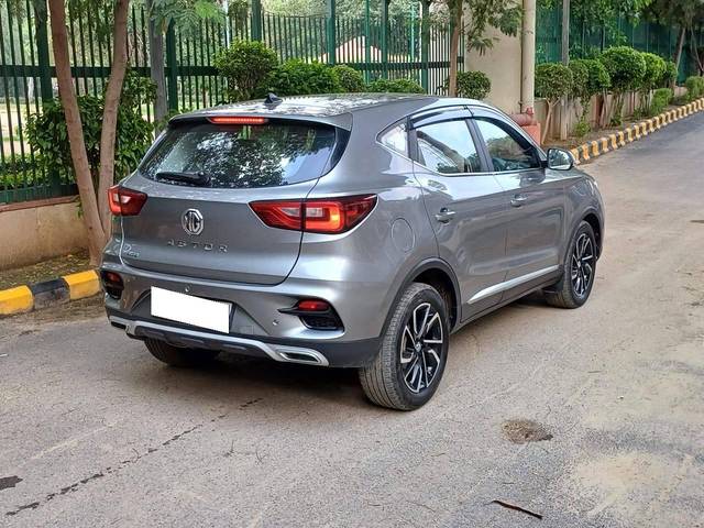 https://images10.gaadi.com/usedcar_image/4583868/original/processed_ee1a1195-5a74-44a2-a2ae-5f56d497b3e4.jpg?imwidth=6401