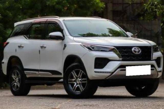 https://images10.gaadi.com/usedcar_image/4583888/original/processed_6635755524a2abfde1e14dee46ea89df.jpg?imwidth=6400