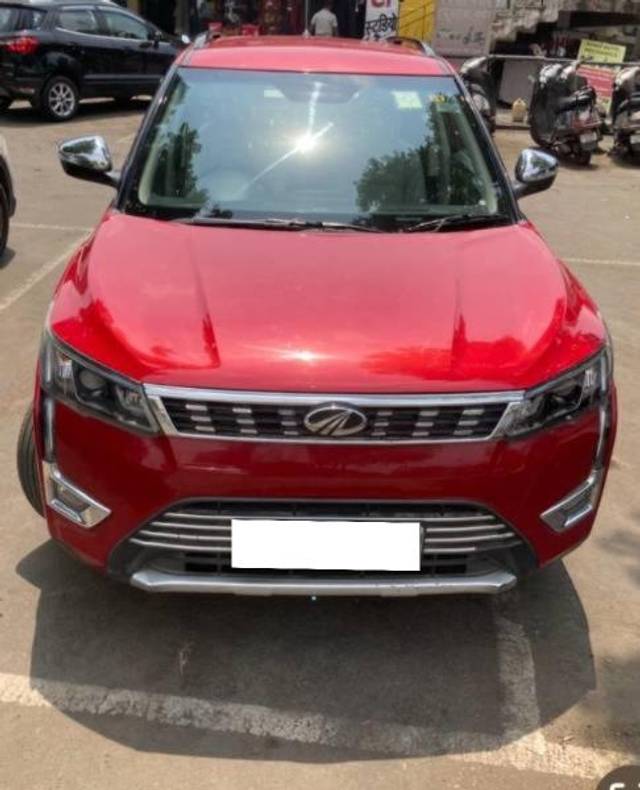 https://images10.gaadi.com/usedcar_image/4583985/original/processed_35bf2d48-2e05-43e8-ad92-9f0a021609ce.jpg?imwidth=6402