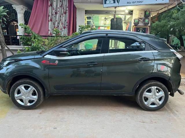 https://images10.gaadi.com/usedcar_image/4583996/original/processed_562c1b8e-a21b-4873-b823-06ce6a8fd155.jpg?imwidth=6401