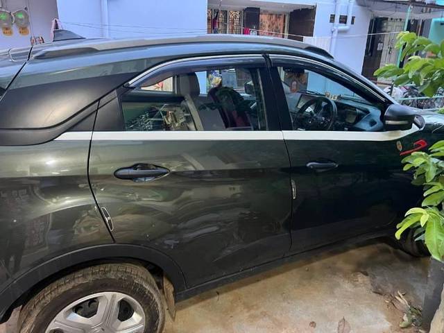 https://images10.gaadi.com/usedcar_image/4583996/original/processed_b942ee47-62b5-4b9b-bf85-2f5c216678c9.jpg?imwidth=6402
