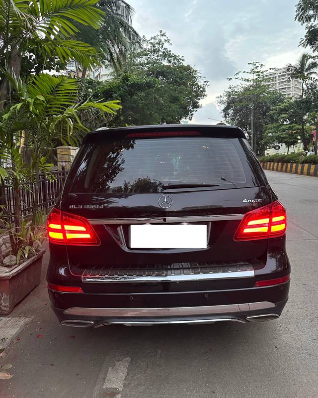 https://images10.gaadi.com/usedcar_image/4583997/original/processed_e22417eb-84cb-46ae-b2c8-cc57931d78fd.jpg?imwidth=6400