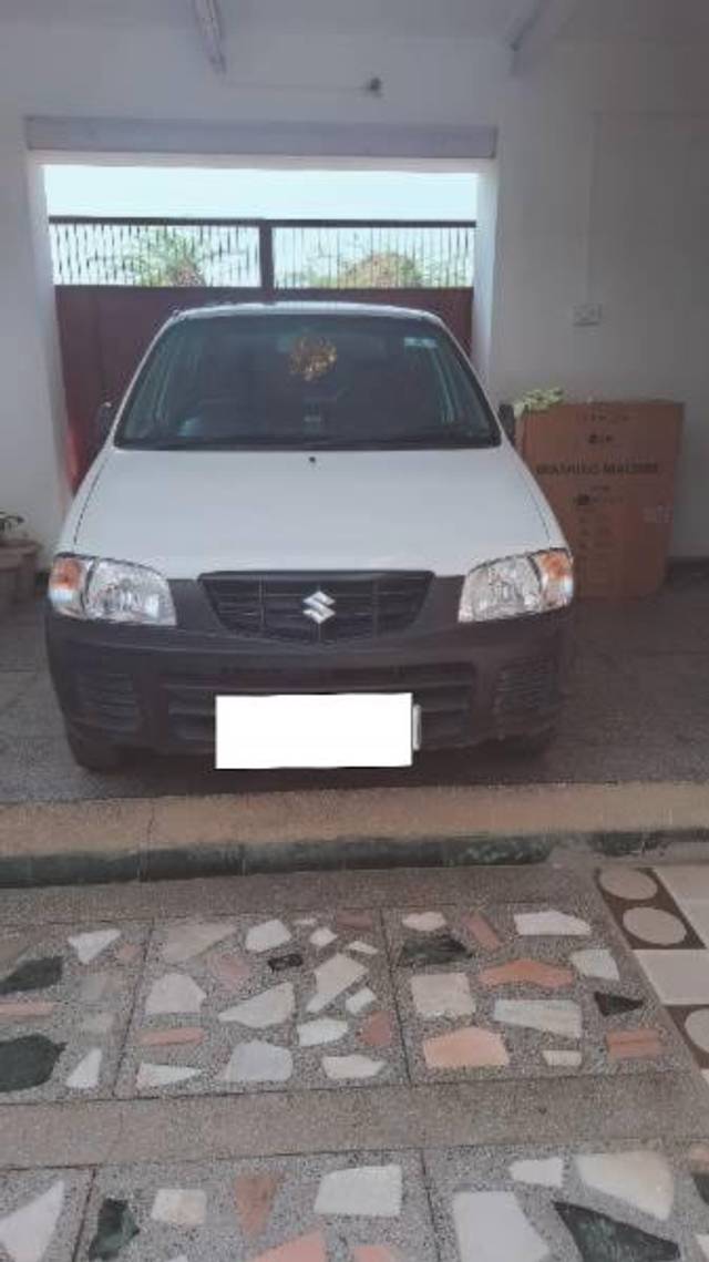 https://images10.gaadi.com/usedcar_image/4584023/original/processed_a5d89412-511d-4708-a837-257d5571b586.jpg?imwidth=6402