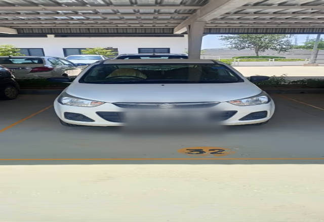 https://images10.gaadi.com/usedcar_image/4584049/original/4bb2362b-b966-4dc1-bb7f-67628abc92cc.?imwidth=6400