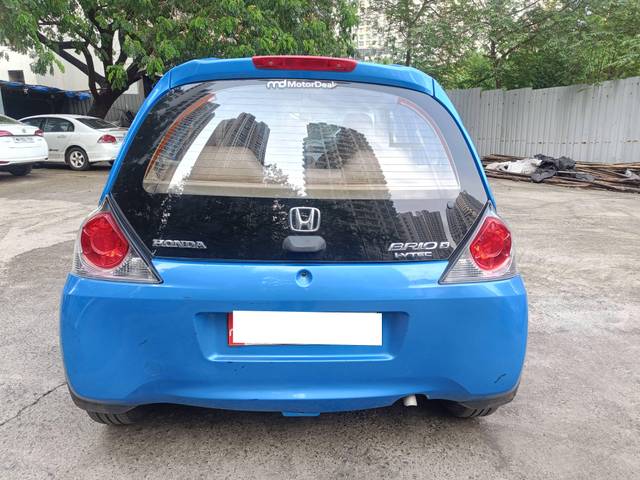 https://images10.gaadi.com/usedcar_image/4584052/original/processed_789cbb9df391664b98a4fd4dedc68828.jpg?imwidth=6401