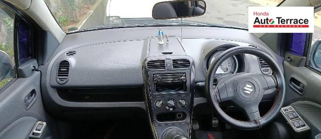 Second-hand 2013 Maruti Ritz VXI for sale in Kochi-5