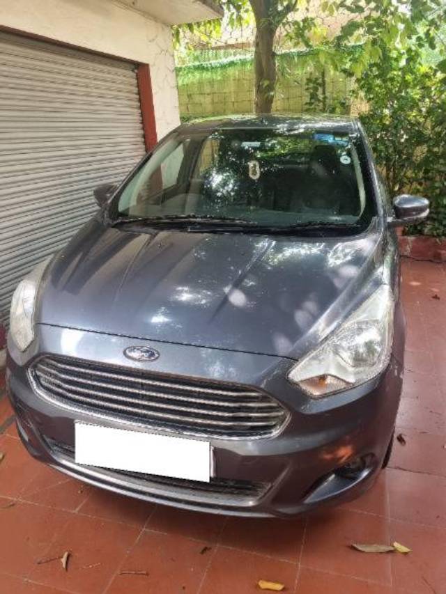 https://images10.gaadi.com/usedcar_image/4584098/original/processed_d9eaa30b-9f25-40fd-ba7a-4b728518a336.jpg?imwidth=6400