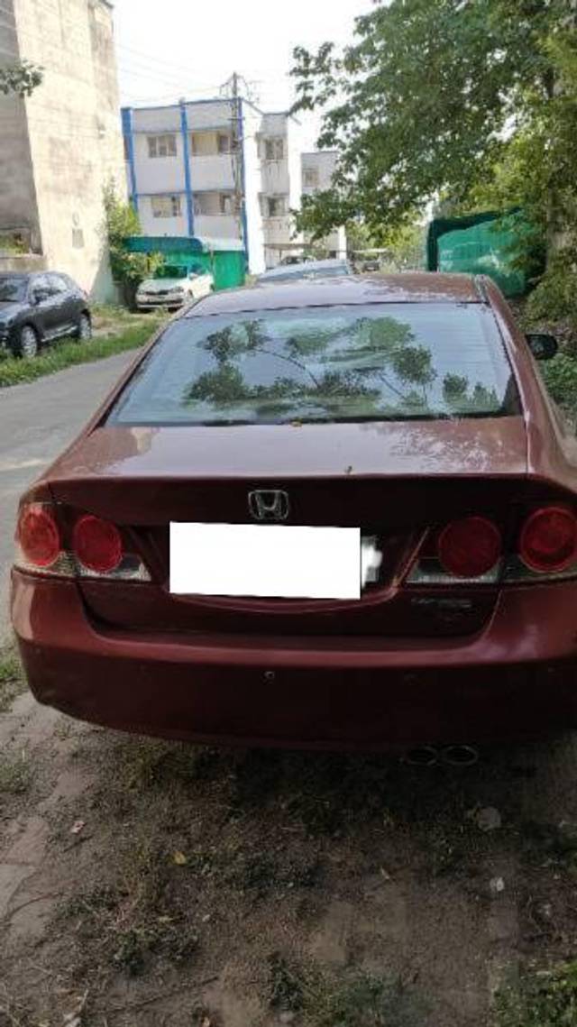 https://images10.gaadi.com/usedcar_image/4584100/original/processed_8e7fa232-2348-41e2-a7a4-3a29d3edb842.jpg?imwidth=6401