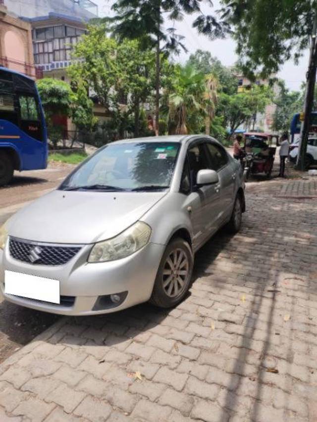 https://images10.gaadi.com/usedcar_image/4584108/original/processed_a2ba041c-7a87-4521-b341-1271694bdd83.jpeg?imwidth=6401