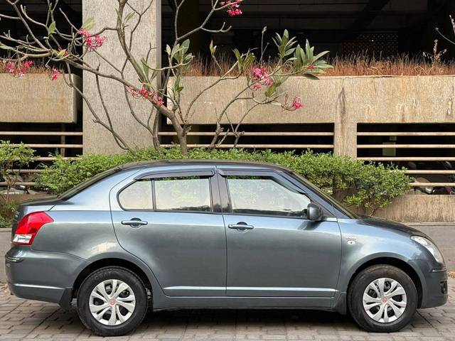 https://images10.gaadi.com/usedcar_image/4584113/original/processed_28f808039de6a33d274e1d30af5c7a17.jpg?imwidth=6401