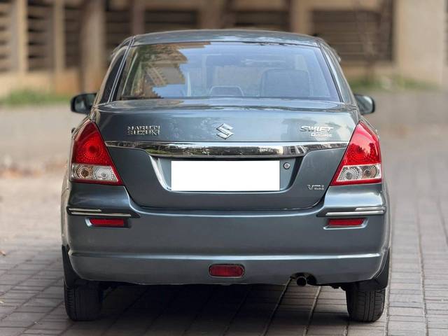 https://images10.gaadi.com/usedcar_image/4584113/original/processed_54aa073bdf22cb356a1f485ce5390d20.jpg?imwidth=6402