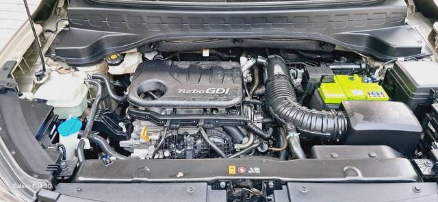 https://images10.gaadi.com/usedcar_image/4584171/original/e091c473437f9272df14913c034af57f.jpg?imwidth=6402