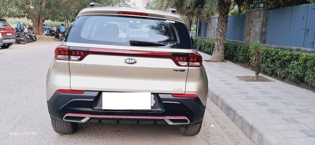 https://images10.gaadi.com/usedcar_image/4584171/original/processed_c99dd2d5c9848921fb325588e75d10f9.jpg?imwidth=6401