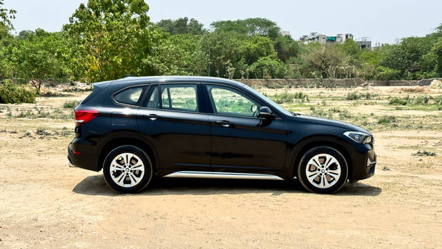 https://images10.gaadi.com/usedcar_image/4584180/original/ecebbc4e4c8607e2e00e75deb52a2a84.JPG?imwidth=6401