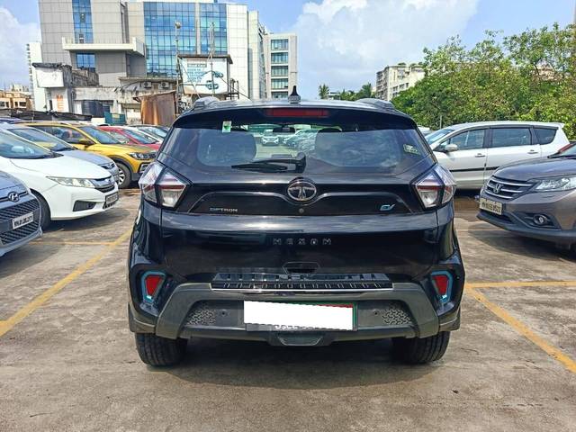 https://images10.gaadi.com/usedcar_image/4584194/original/processed_8f2931df268ed17941e55f89b9fa40b7.jpg?imwidth=6401
