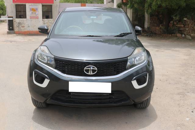 https://images10.gaadi.com/usedcar_image/4584196/original/processed_724d460126f9e823789cb1bfc00047f2.JPG?imwidth=6400