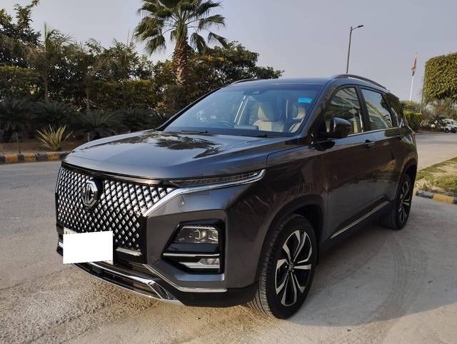 https://images10.gaadi.com/usedcar_image/4584200/original/processed_434711d831b94fd27be04d5a731254a6.jpg?imwidth=6400