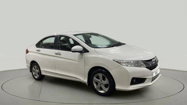 https://images10.gaadi.com/usedcar_image/4584203/original/64ff60cb80897afc8e2c0257d959dd31.jpg?imwidth=6400