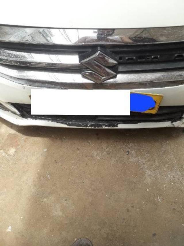 https://images10.gaadi.com/usedcar_image/4584215/original/processed_39d8df12-90cb-42da-9d27-64a8f5e1f2a5.jpg?imwidth=6402