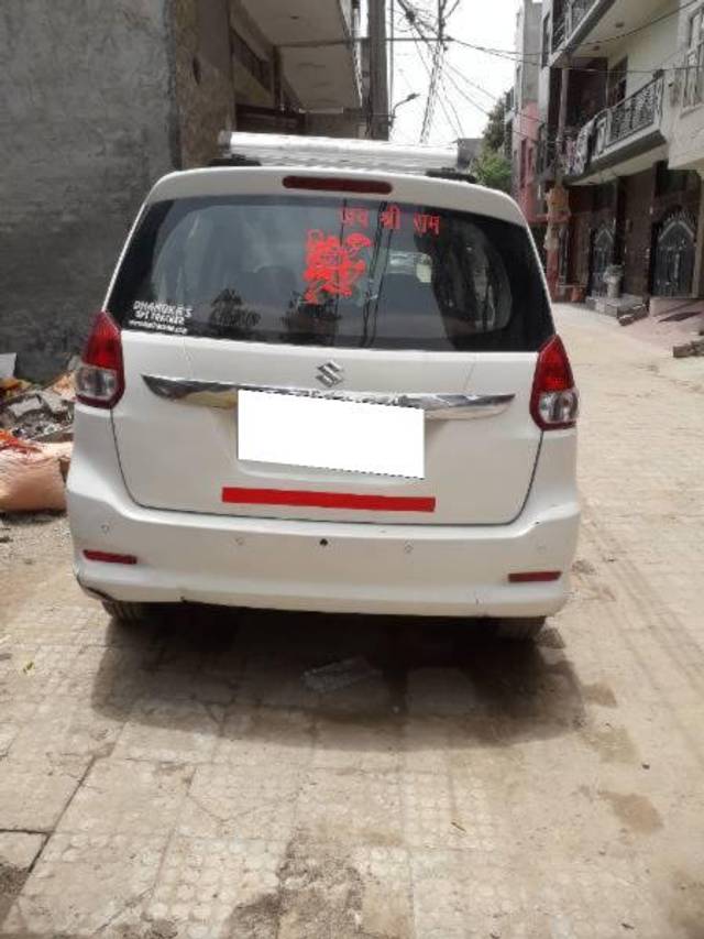 https://images10.gaadi.com/usedcar_image/4584215/original/processed_acea96cb-0225-4e44-b274-890dd689c0bd.jpg?imwidth=6401