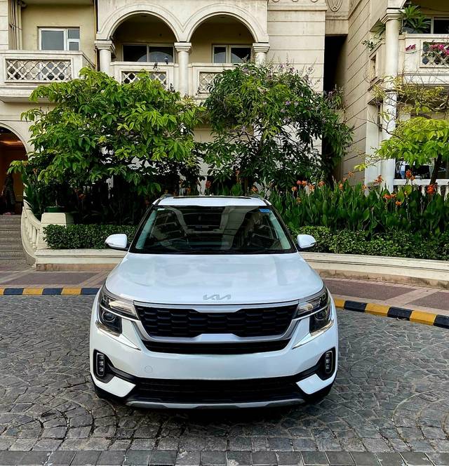 https://images10.gaadi.com/usedcar_image/4584281/original/ec5feda7cc8762e382613056c18cc034.jpg?imwidth=6400