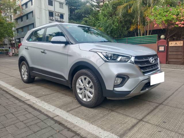 https://images10.gaadi.com/usedcar_image/4584295/original/processed_63b1b4a415e0074bba4576d1a334ae33.jpg?imwidth=6400