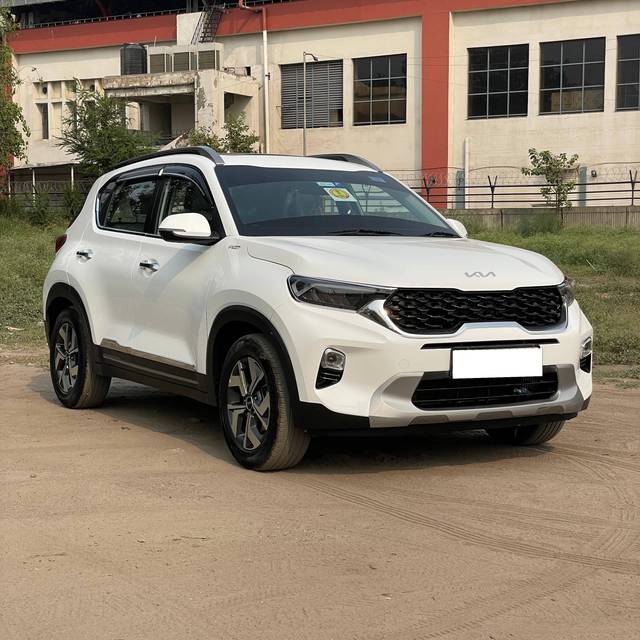https://images10.gaadi.com/usedcar_image/4584302/original/processed_87309de09404b581678be7747bc44a5f.jpg?imwidth=6400